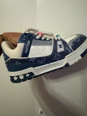 Louis Vuitton women Navy and White Low-Top Sneaker